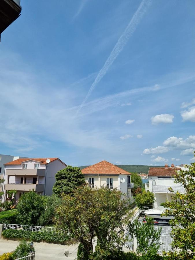 Villa Lukas ซูโกชัน ภายนอก รูปภาพ