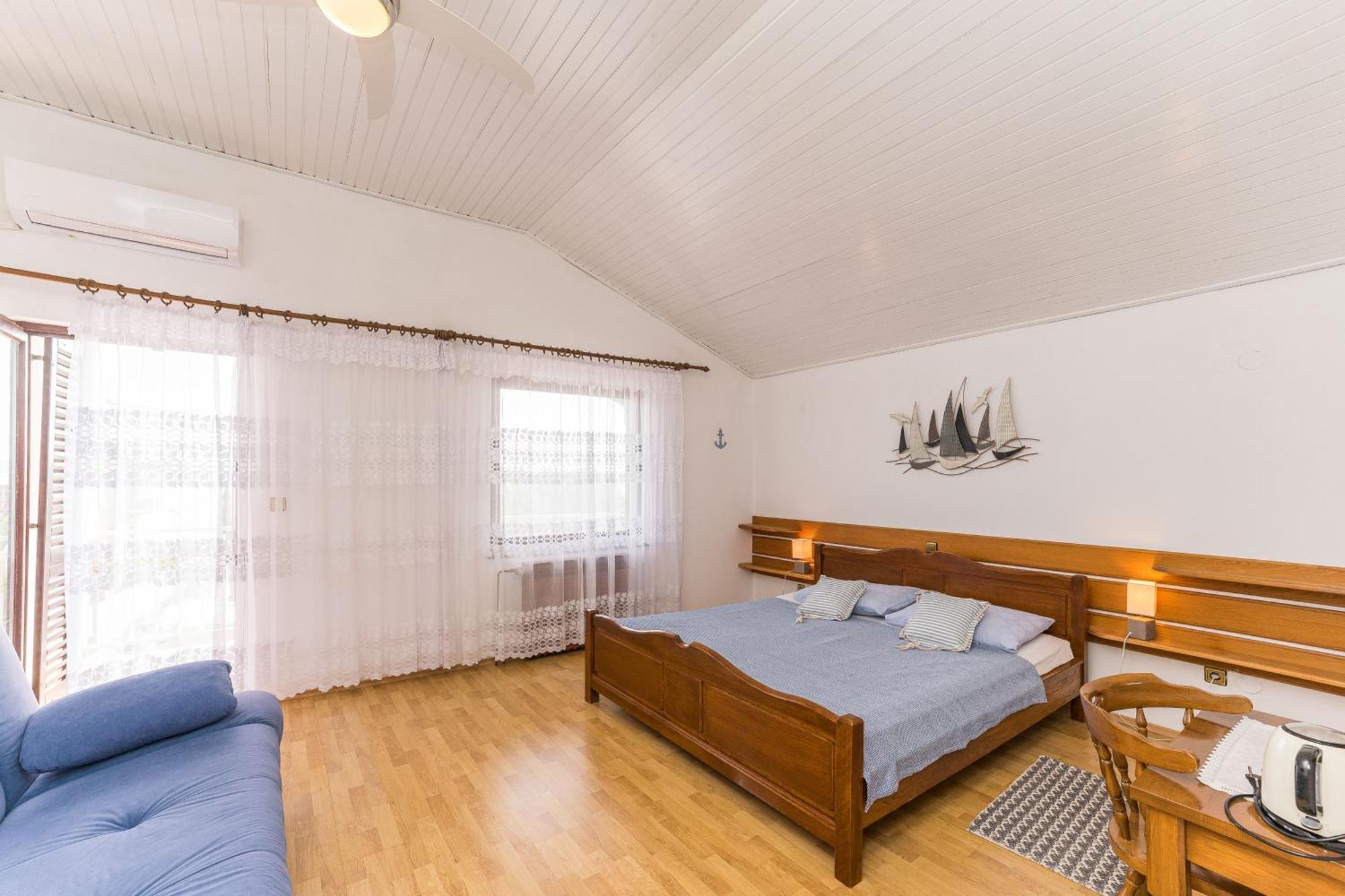 Villa Lukas ซูโกชัน ห้อง รูปภาพ